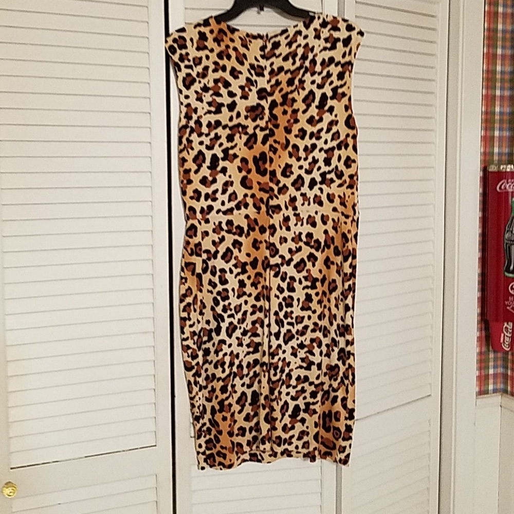 Dress - Picture 2 of 2